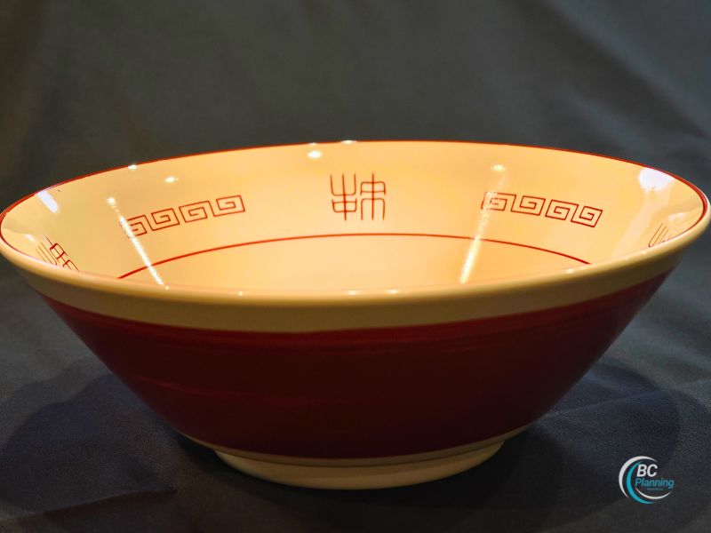一目惚れして購入したミタニ製の美しいフォルムのラーメンどんぶり(漆器)